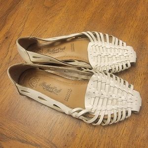 LeatherCraft Roanne White Leather Upper Sandals - Size 7